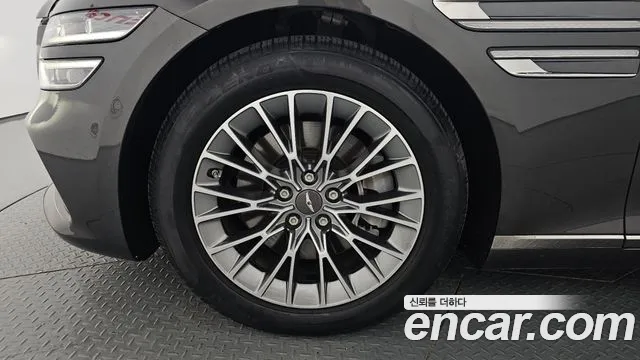 Genesis G80 RG3 — Фото автомобиля 5
