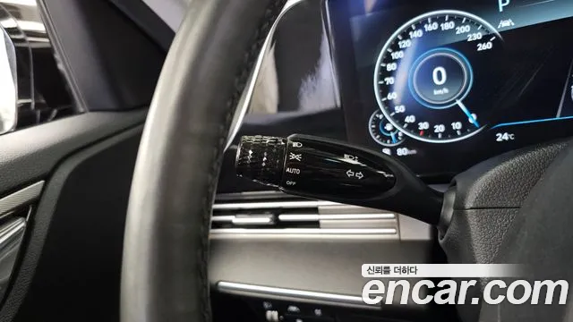 Hyundai Grandeur New — Фото автомобиля 30