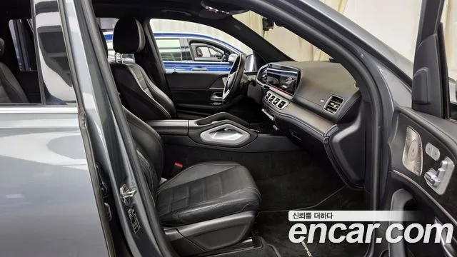 Mercedes-Benz GLS-Class — Фото автомобиля 11