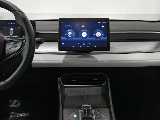BYD Seal 05 DM-i — Фото автомобиля 12