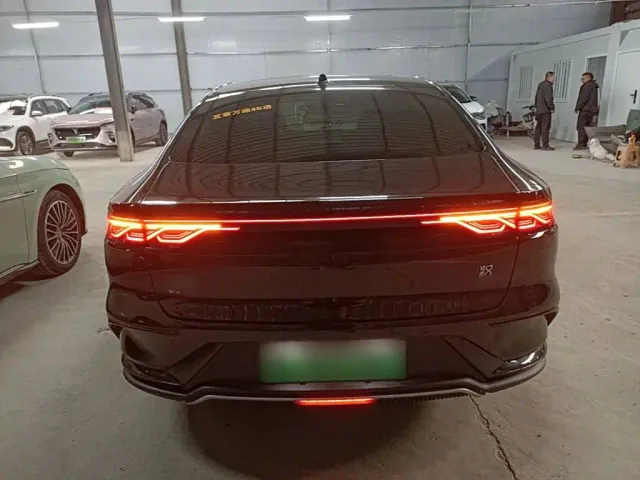 BYD Han — Фото автомобиля 5