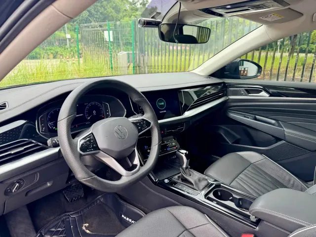 Volkswagen Passat — Фото автомобиля 6