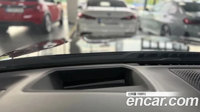 BMW 7 Series — Фото автомобиля 16