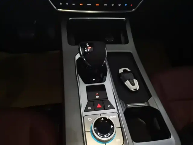 Jetour X70 Plus — Фото автомобиля 13