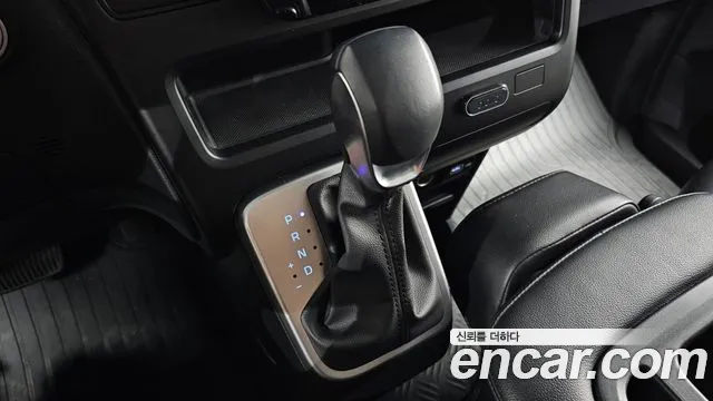 Hyundai Staria — Фото автомобиля 12