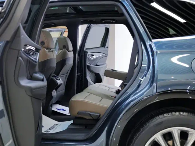 Buick Enclave — Фото автомобиля 30