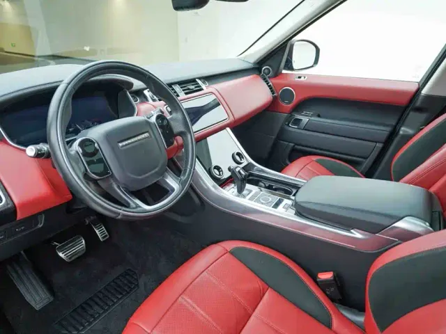 Land Rover Range Rover Sport — Фото автомобиля 10