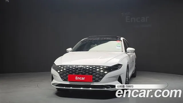 Hyundai Grandeur Новый Grandeur IG — Фото автомобиля 2