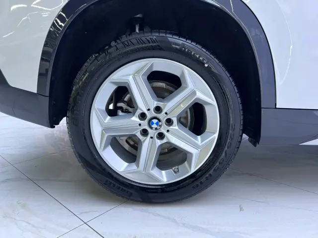 BMW X1 — Фото автомобиля 19