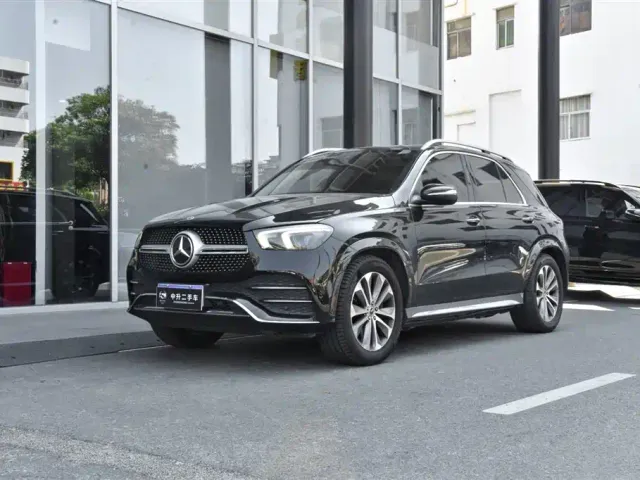 Фотография автомобиля — Mercedes-Benz GLE-Class