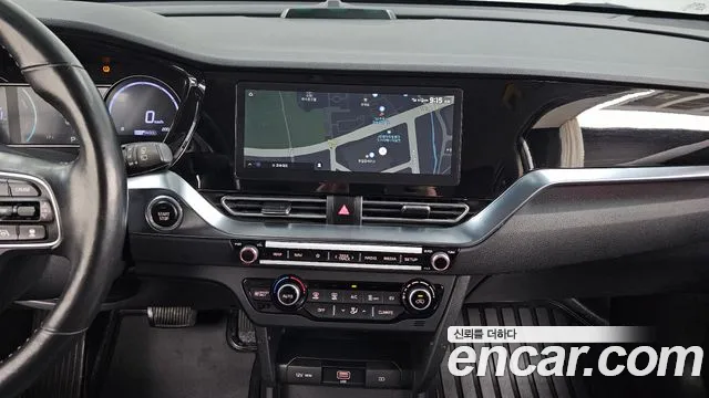 Kia Niro — Фото автомобиля 14