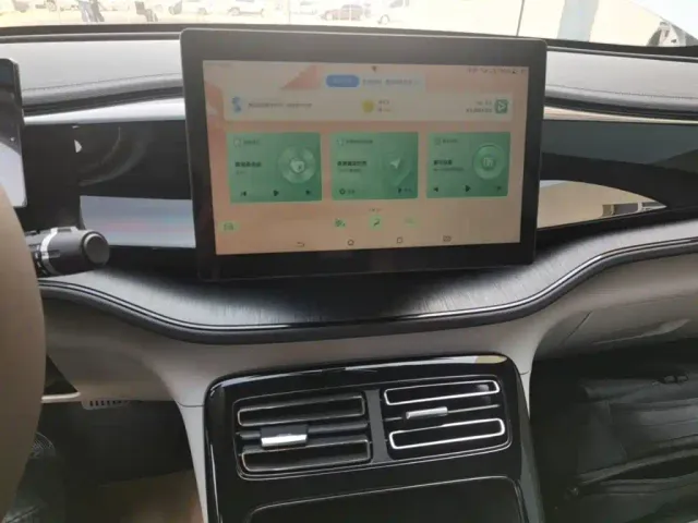 BYD Qin PLUS — Фото автомобиля 12
