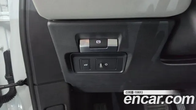Land Rover Range Rover Evoque — Фото автомобиля 29