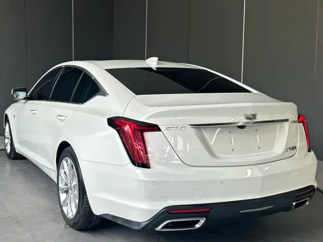 Cadillac CT5 — Фото автомобиля 8