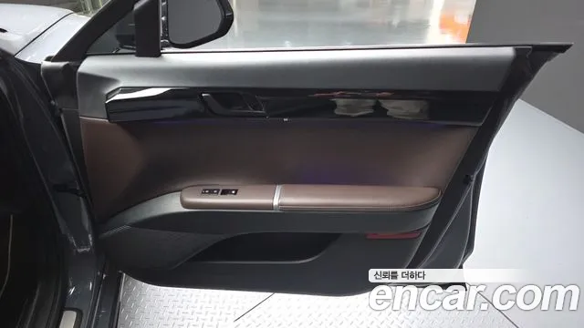 Hyundai Grandeur GN7 — Фото автомобиля 13