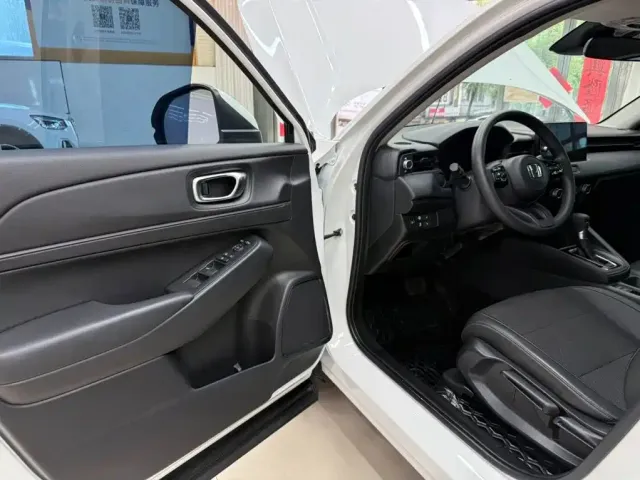 Honda Vezel — Фото автомобиля 8