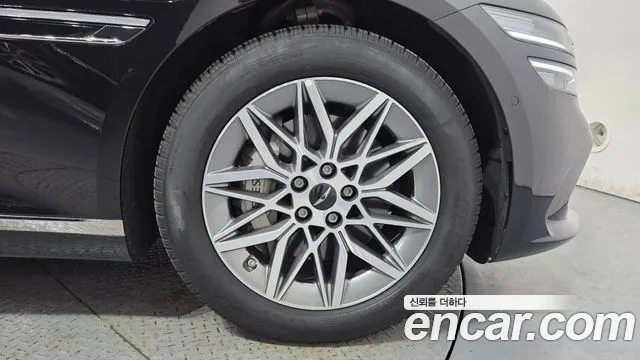 Genesis G80 RG3 — Фото автомобиля 6