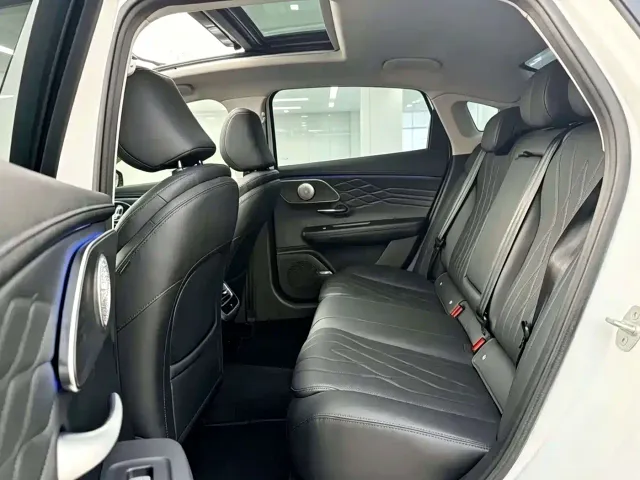 Chery Arrizo 8 PRO — Фото автомобиля 5