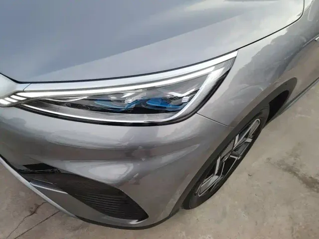 BYD Yuan PLUS — Фото автомобиля 23