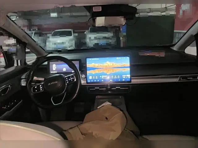 GAC Aion Y — Фото автомобиля 12