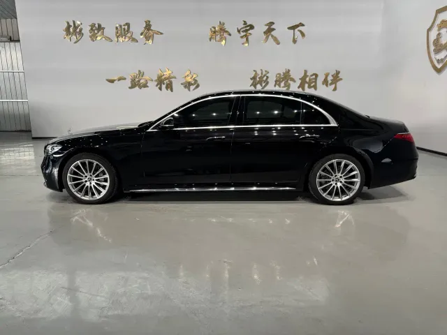 Mercedes-Benz S-Class — Фото автомобиля 3