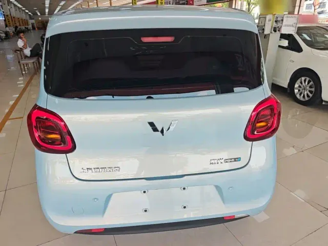 Wuling Hongguang Mini EV — Фото автомобиля 5