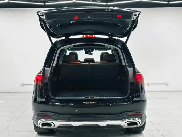 Mercedes-Benz GLS-Class — Фото автомобиля 30