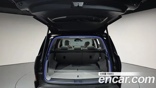 Hyundai Santafe Бензин 2.5T 2WD — Фото автомобиля 3