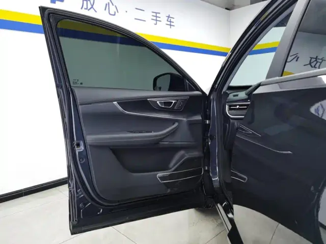 Chery Tiggo 8 — Фото автомобиля 7