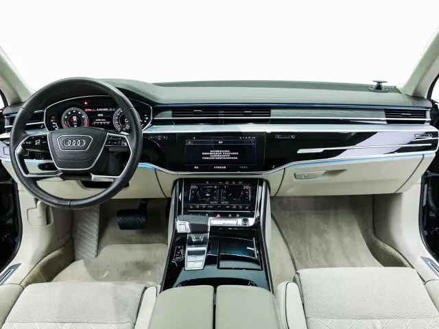 Audi A8 — Фото автомобиля 17