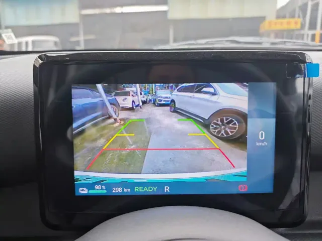 Wuling Zhiguang NEV — Фото автомобиля 11
