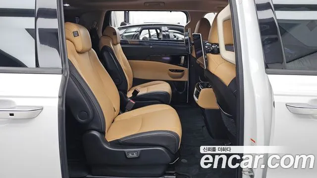 Kia Carnival 4th Gen — Фото автомобиля 18