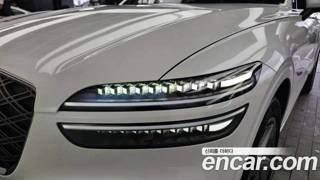 Genesis GV70 2.5T Бензин 2WD — Фото автомобиля 20