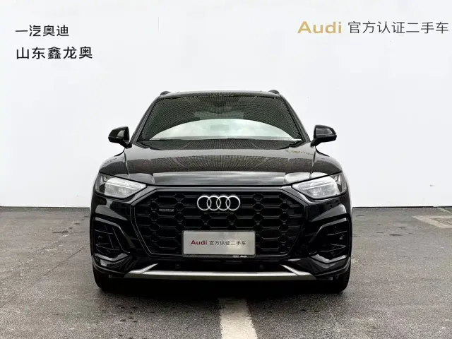 Audi Q5L — Фото автомобиля 2