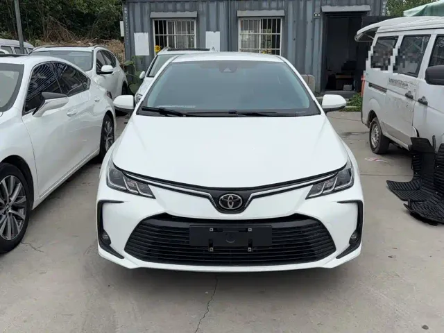 Toyota Corolla — Фото автомобиля 2