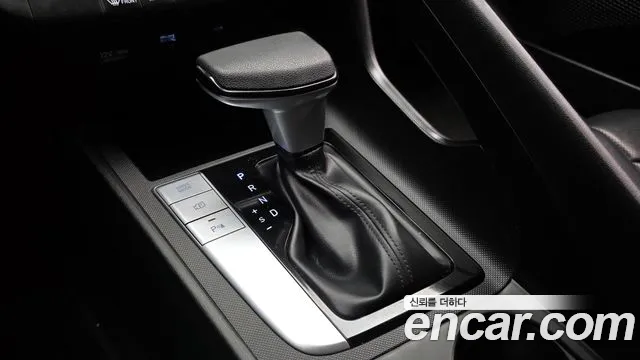Hyundai Avante CN7 — Фото автомобиля 12