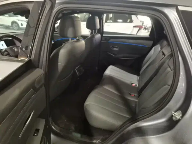 BYD Song L DM-i — Фото автомобиля 16