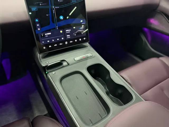 Nio ET5 Touring — Фото автомобиля 13