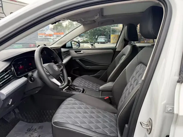 Volkswagen Sagitar — Фото автомобиля 4