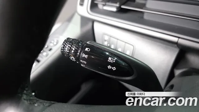 Hyundai Staria Staria 4WD Tourer 9 мест — Фото автомобиля 29