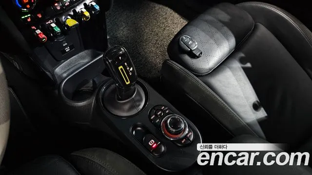 Mini Cooper Cooper Электро SE Электро — Фото автомобиля 9