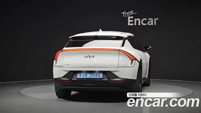 Kia EV6 — Фото автомобиля 4