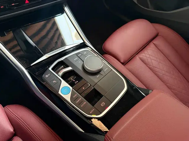 BMW i3 — Фото автомобиля 2