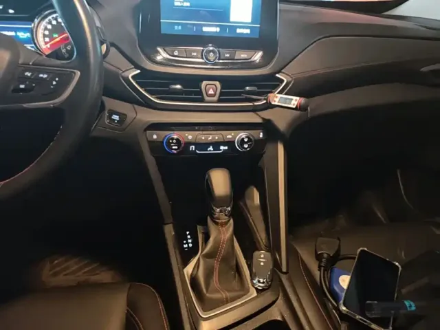 Chevrolet Volando 2020 Mild Hybrid Redline 530T Automatic Premium Edition (5+2 seater) — Фото автомобиля 13