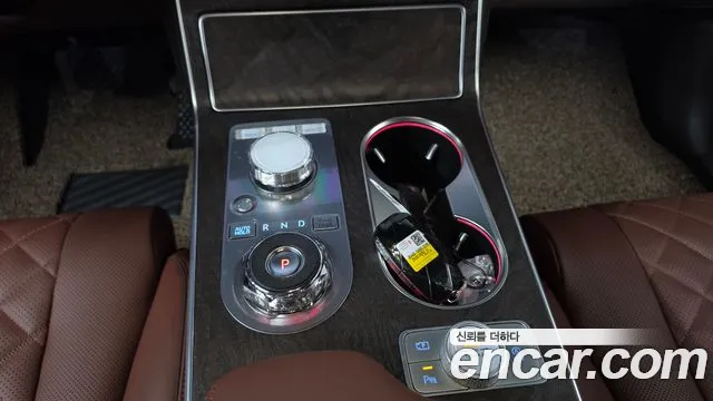 Genesis GV80 — Фото автомобиля 12