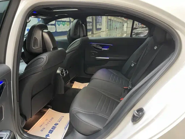 Mercedes-Benz C-Class — Фото автомобиля 11