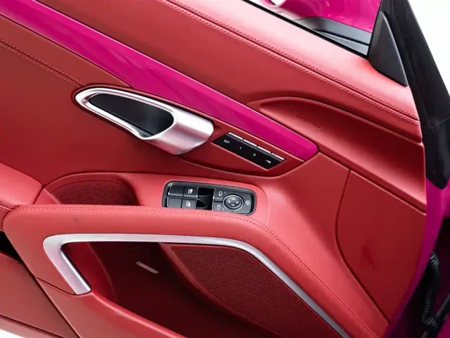 Porsche 718 — Фото автомобиля 17