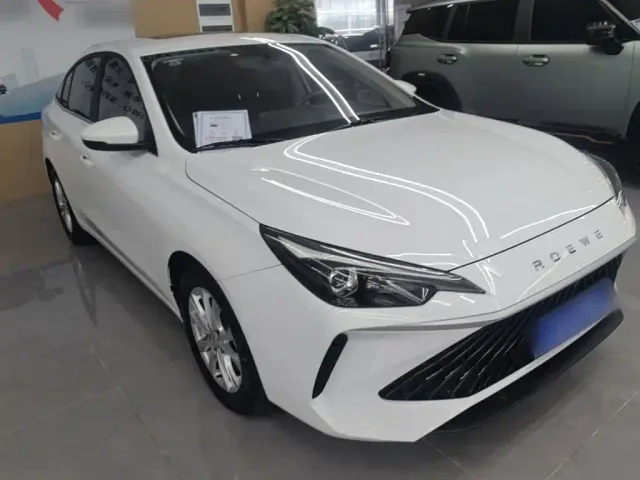 Roewe i5 — Фото автомобиля 3