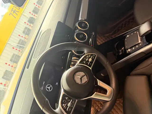 Mercedes-Benz GLB-Class — Фото автомобиля 5