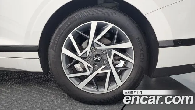 Hyundai Grandeur GN7 — Фото автомобиля 21